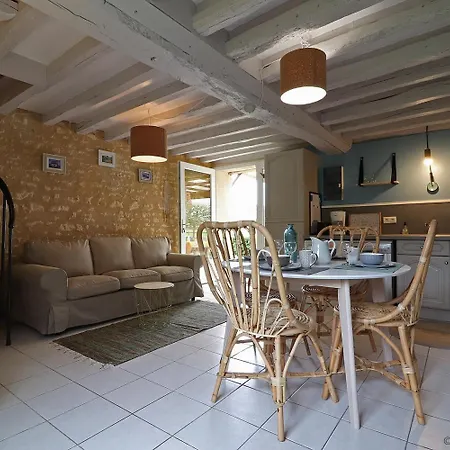 Rural Sainte-eugenie Holiday home